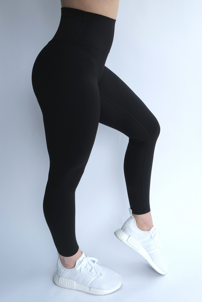 Intensed Basic mustat treenitrikoot korkealla vyötäröllä naisten urheiluvaatteet parhaat leggingsit urheilutrikoot